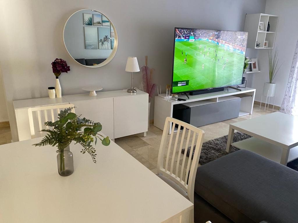 Appartement De Luxe Marina Saidia Avec Vue Sur Piscine Residence Tamaris Екстериор снимка